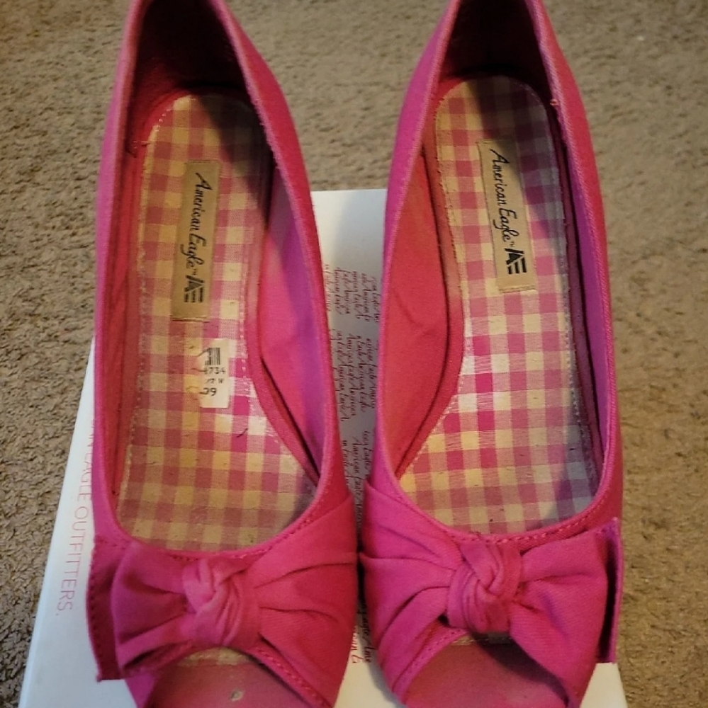 American Eagle jenerr pink rose 8.5